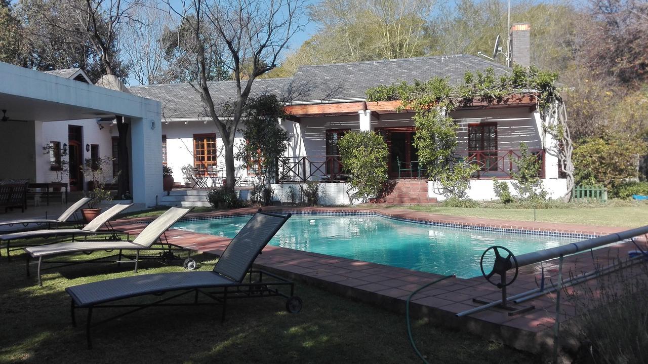 Waterfall Cottages Joanesburgo Exterior foto